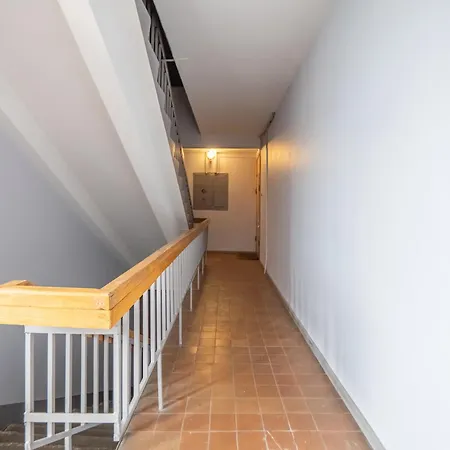 Street, Quite Center, 2br דירה ריגה